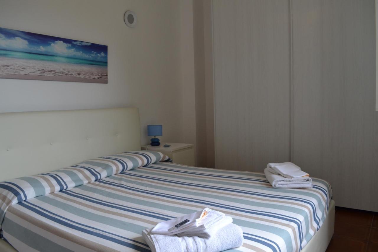 Ferienwohnung Ca' De Gino Santo Stefano al Mare Exterior foto