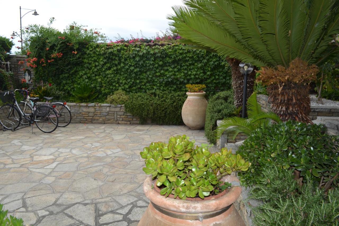 Ferienwohnung Ca' De Gino Santo Stefano al Mare Exterior foto